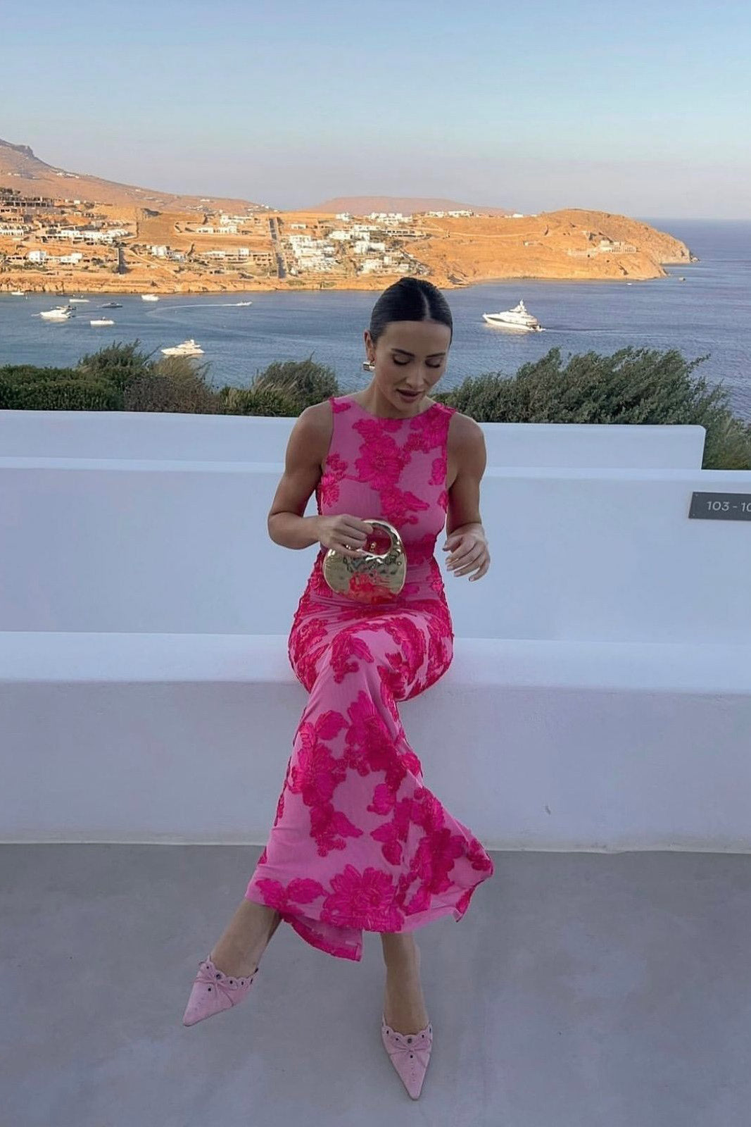 Amelia – Pink Floral Embroidered Maxi Dress