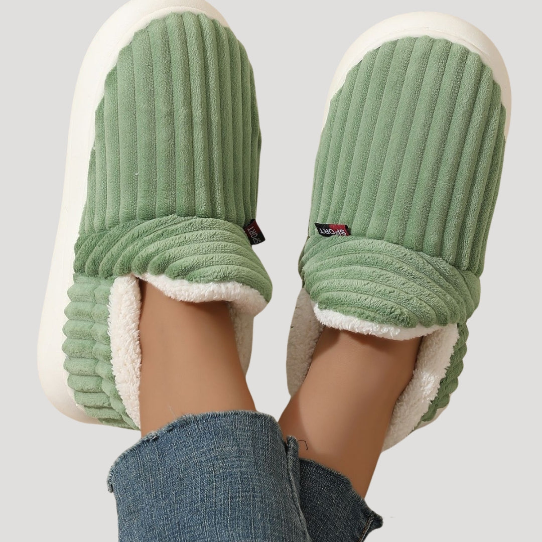 Maya Fleece-Lined Slipper Boots
